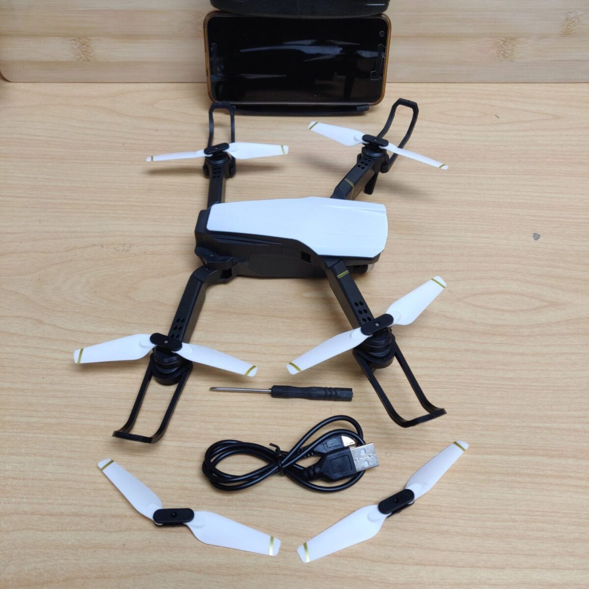 Drone with camera 1080p - Image 4