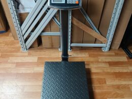 Digital weighing scale