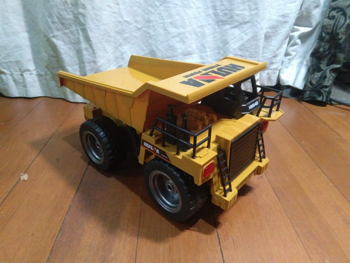 Dump truck - Image 6