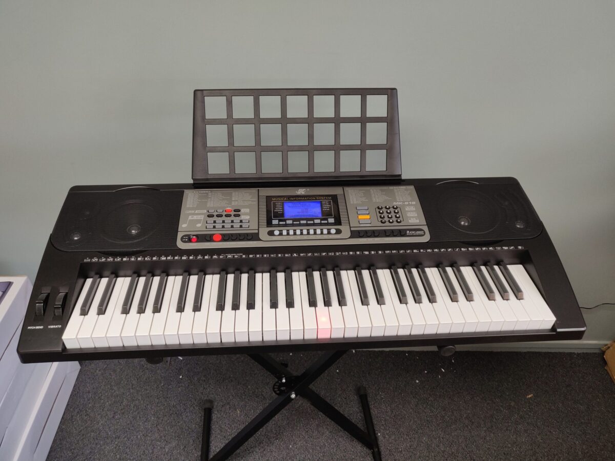 Keyboard Piano 61 Keys + Light + Touch sense - Image 3