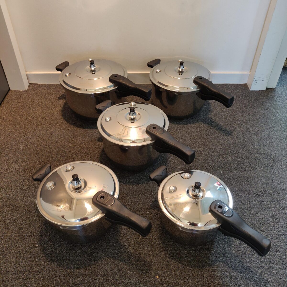 Pressure Cooker 6L (24cm) - Image 6
