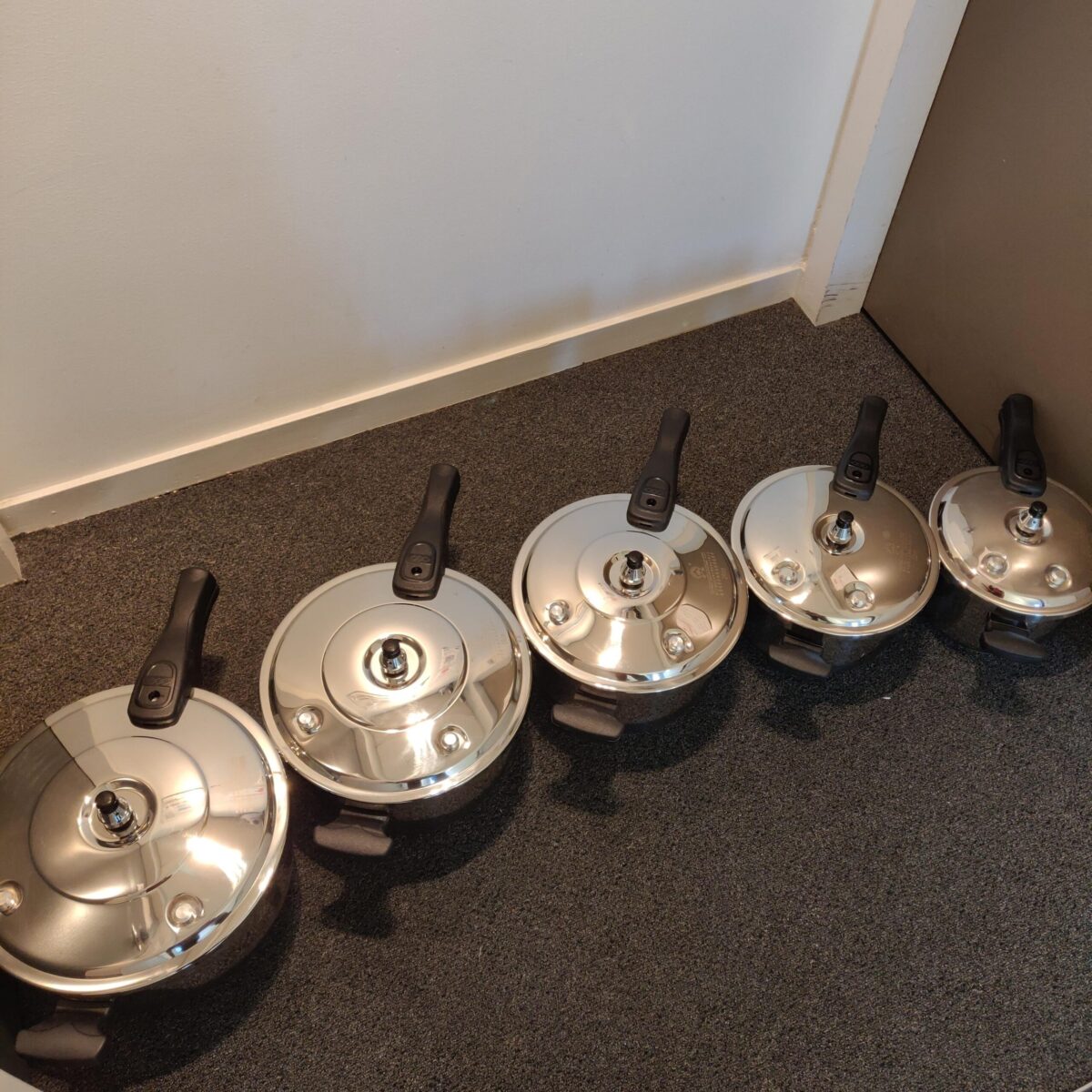 Pressure Cooker 6L (24cm) - Image 8
