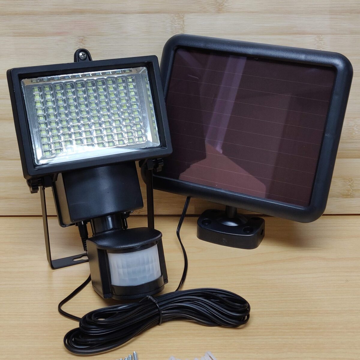 120 LEDs solar light with solar panel - Image 2