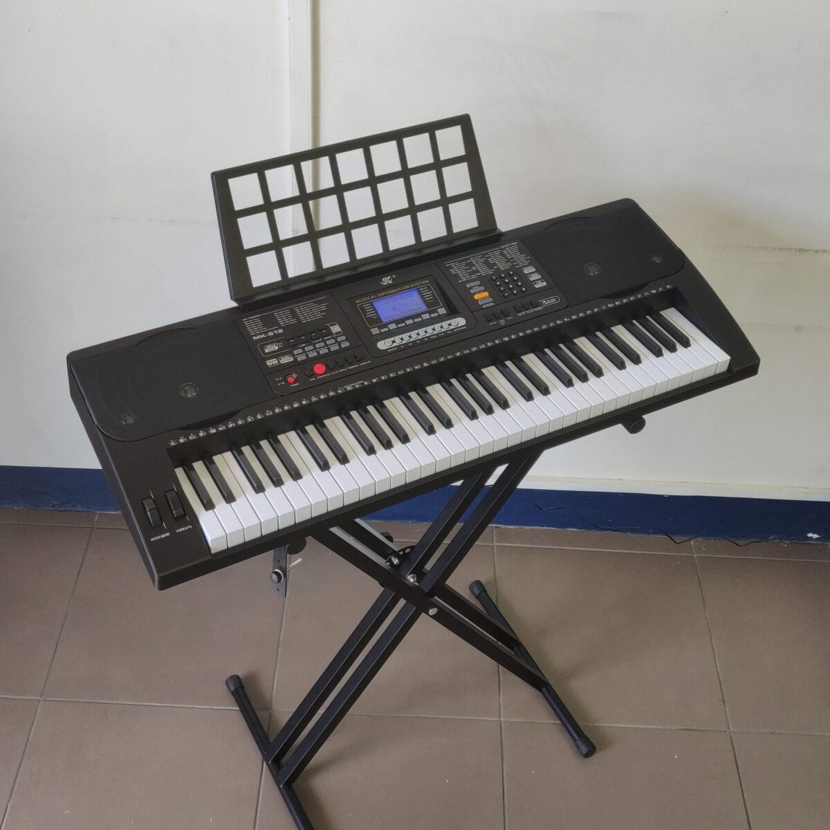 Keyboard Piano 61 Keys +Touch Sense + Vibrato - Image 7