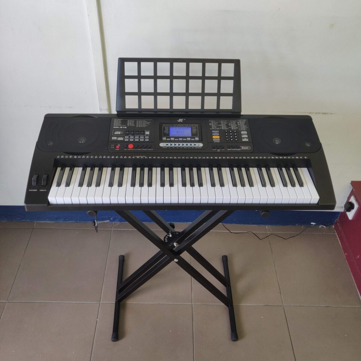 Keyboard Piano 61 Keys +Touch Sense + Vibrato