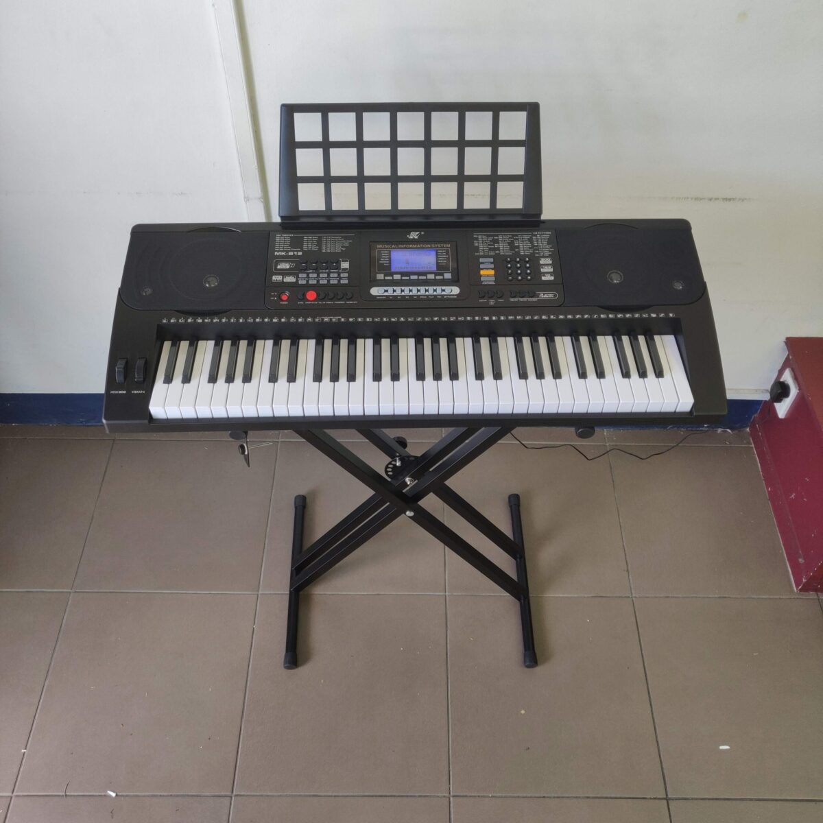 Keyboard Piano 61 Keys +Touch Sense + Vibrato - Image 3