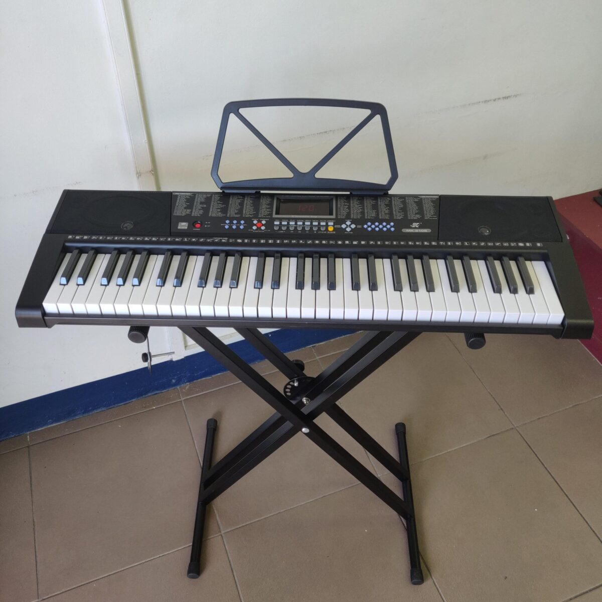 Keyboard Piano 61 Keys + Lights