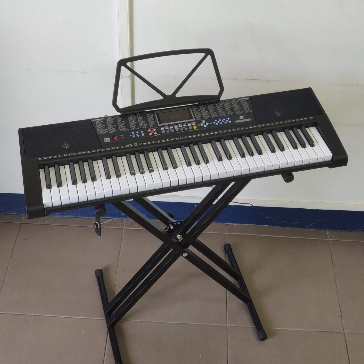 Keyboard Piano 61 Keys + Lights - Image 6