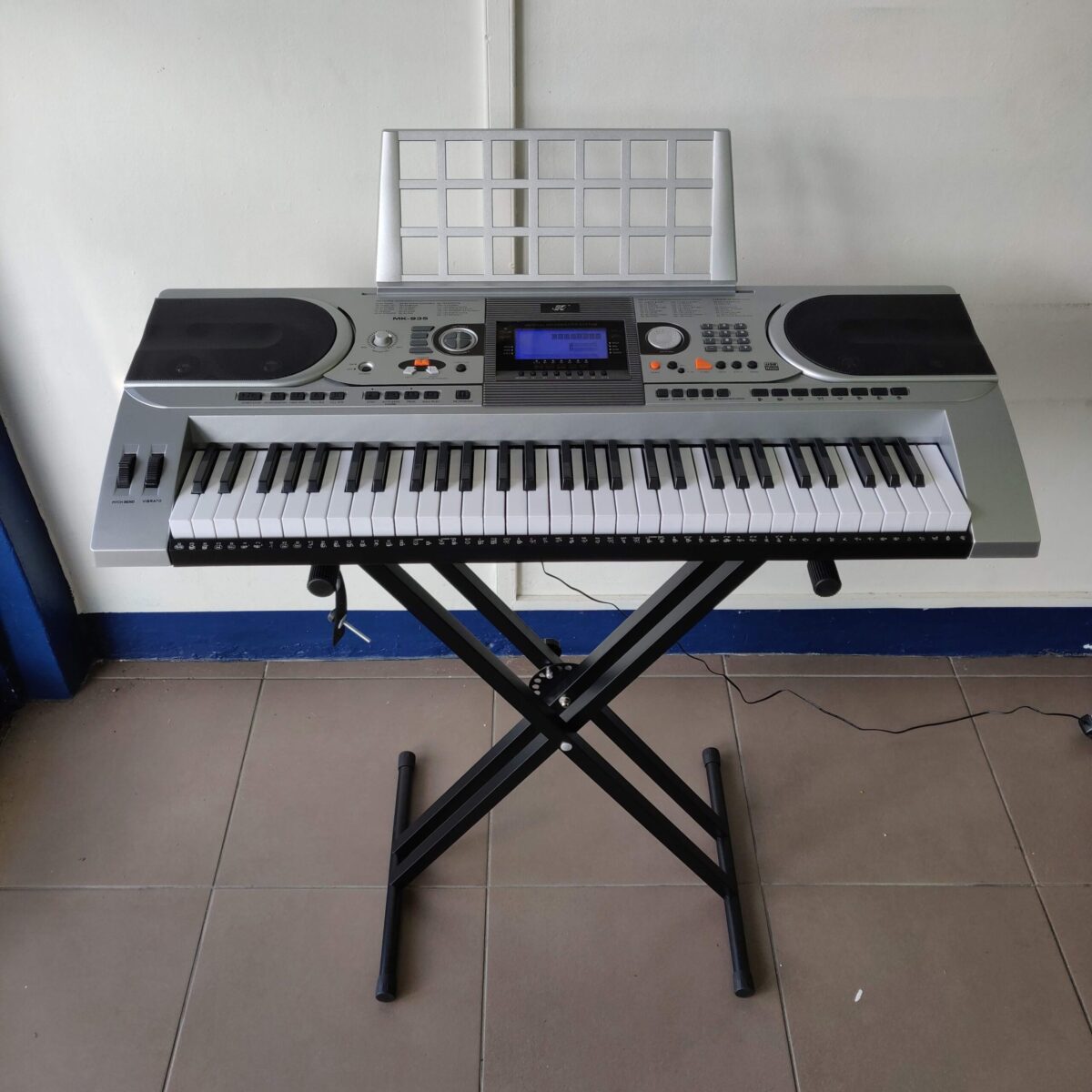 Keyboard Piano 61 Keys Basic + Touch sense + vibrato + transpose