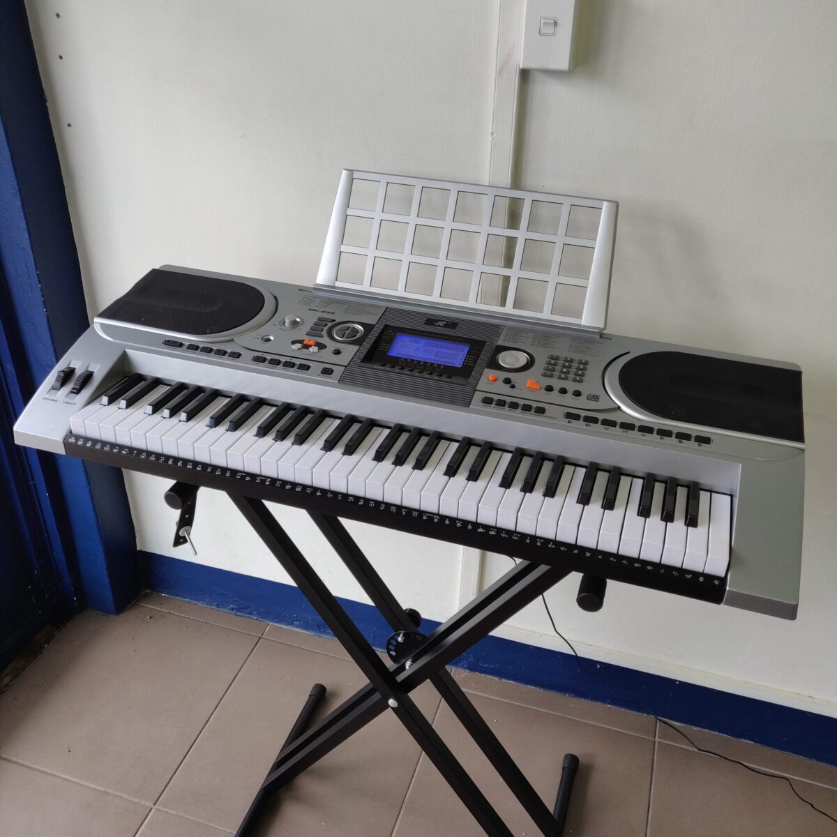 Keyboard Piano 61 Keys Basic + Touch sense + vibrato + transpose - Image 5