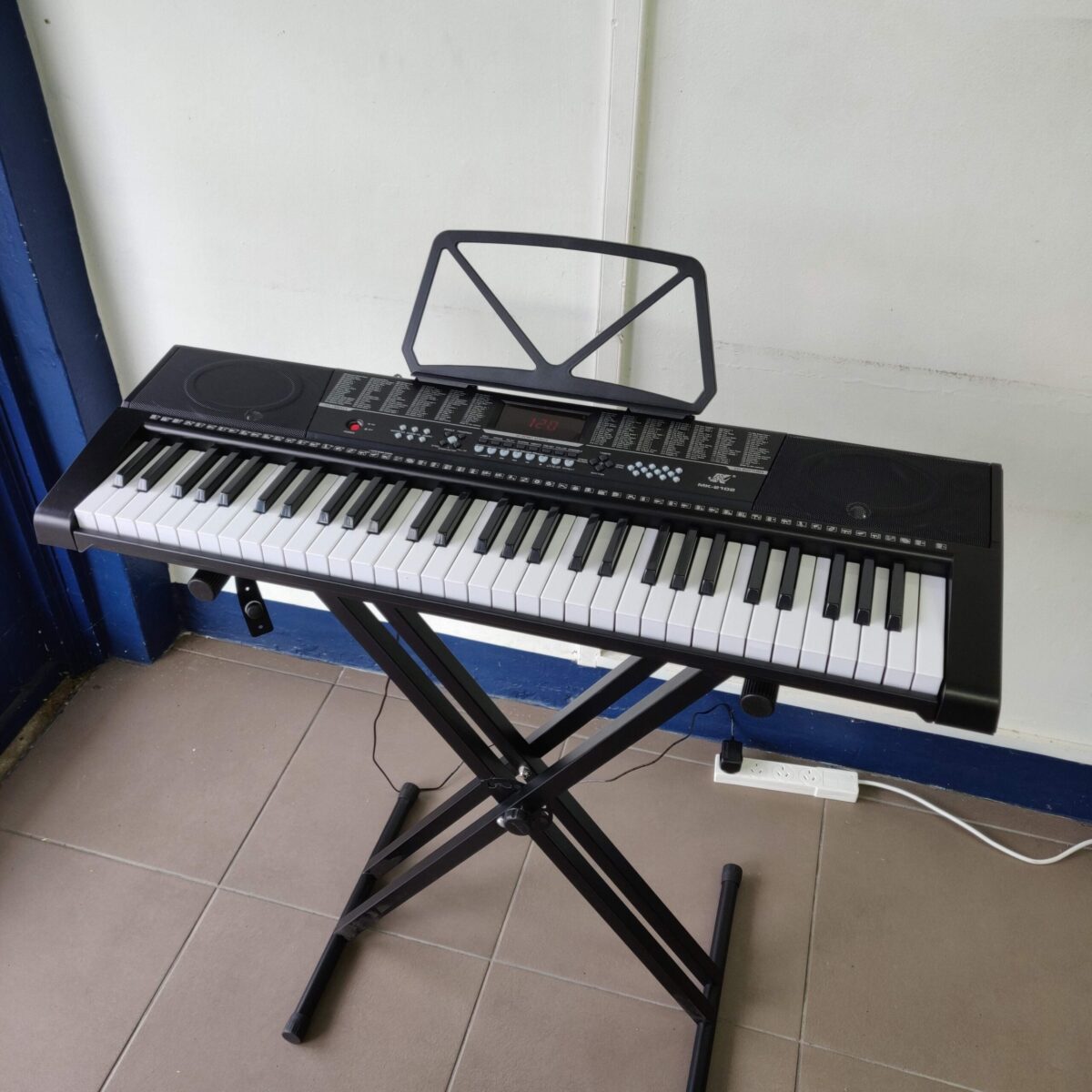 Keyboard Piano 61 Keys Basic - Image 3