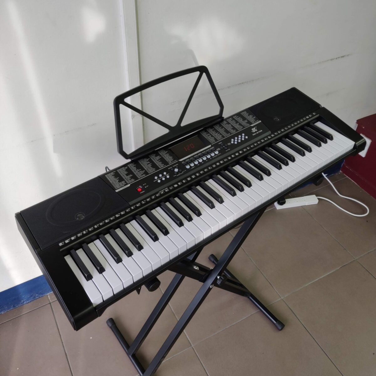 Keyboard Piano 61 Keys Basic - Image 2