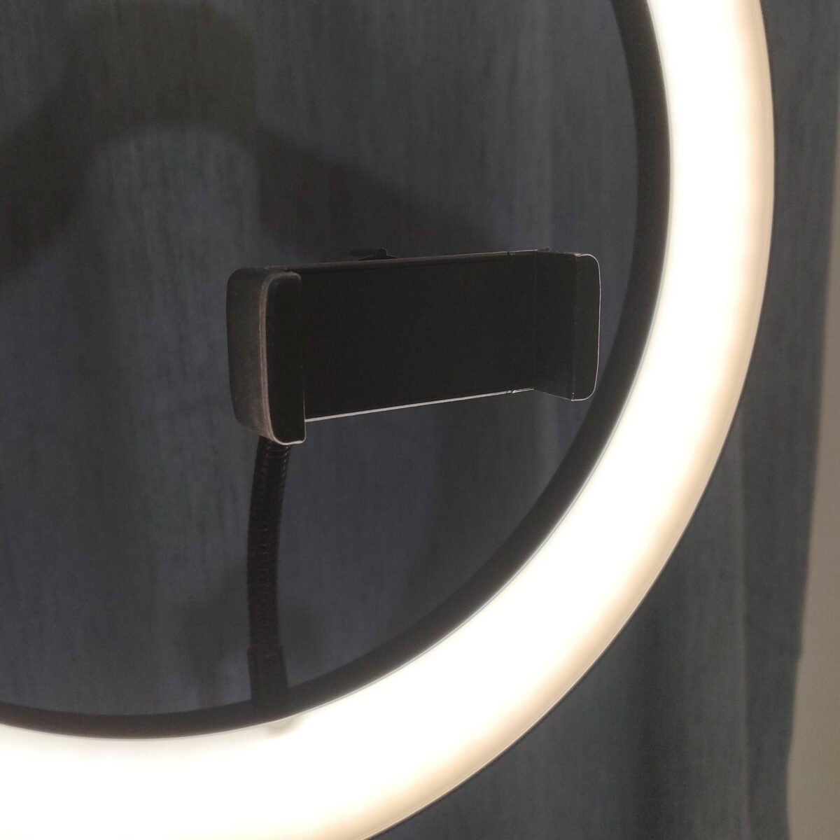 Ring light with tripod stand - Image 10