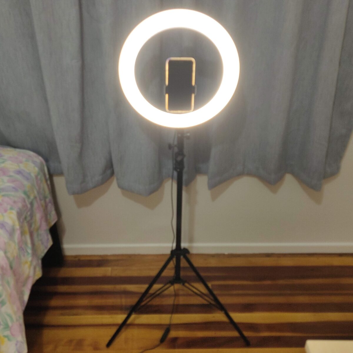 Ring light with tripod stand - Image 2