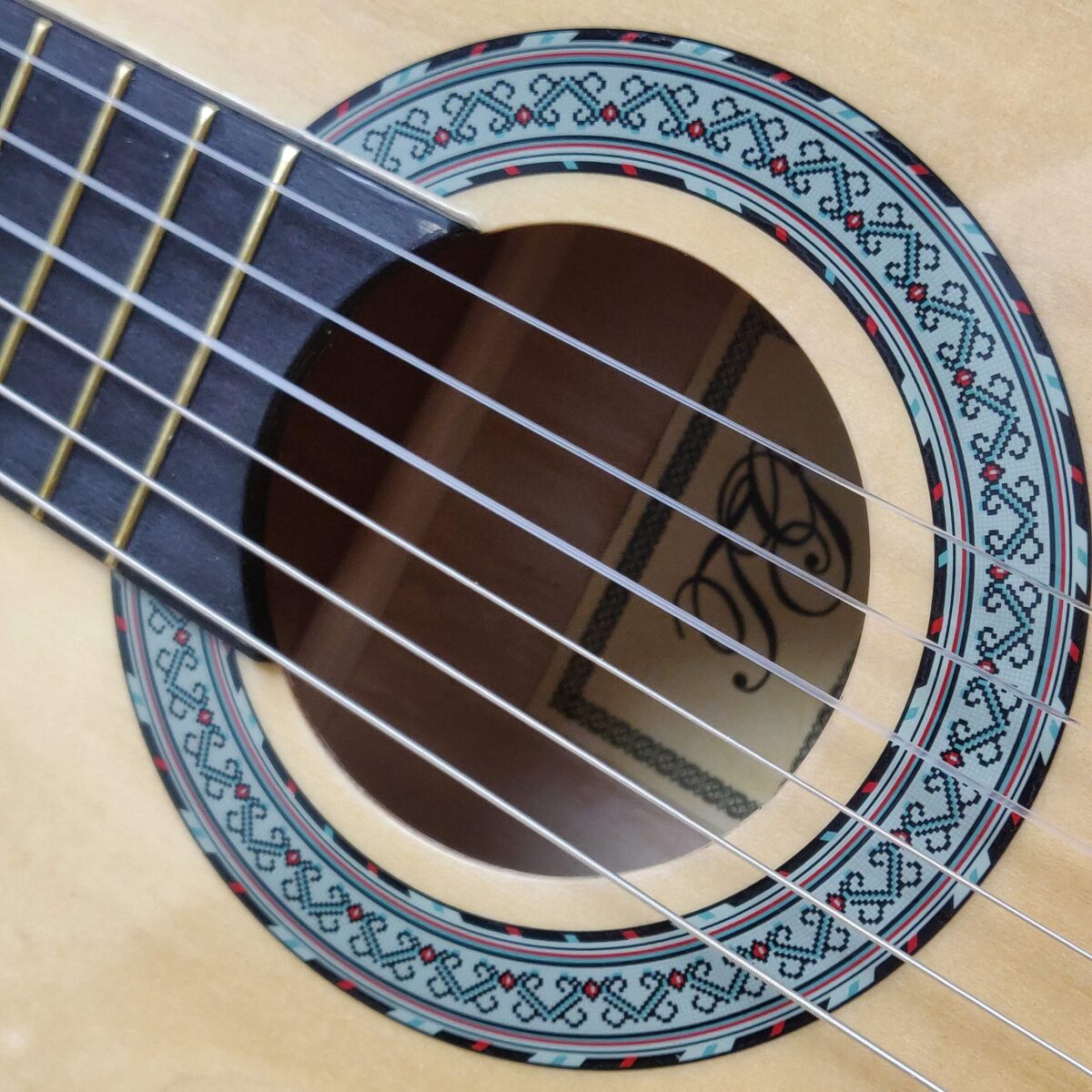 38 inches classical guitar - Image 3
