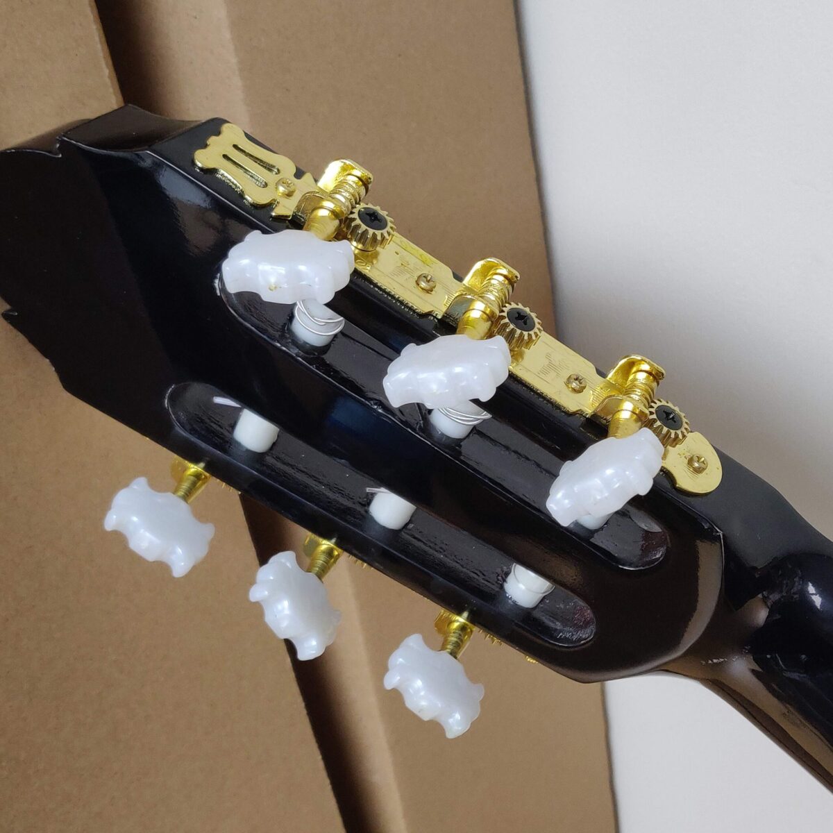 38 inches classical guitar - Image 9
