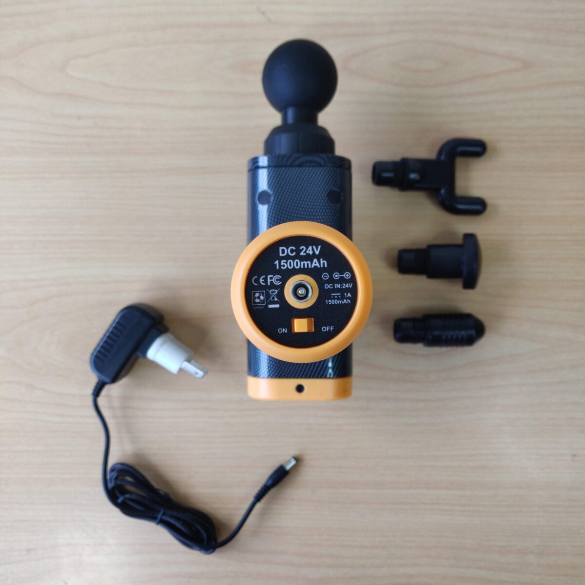 Massage Gun Phoenix Gold + Case - Image 6
