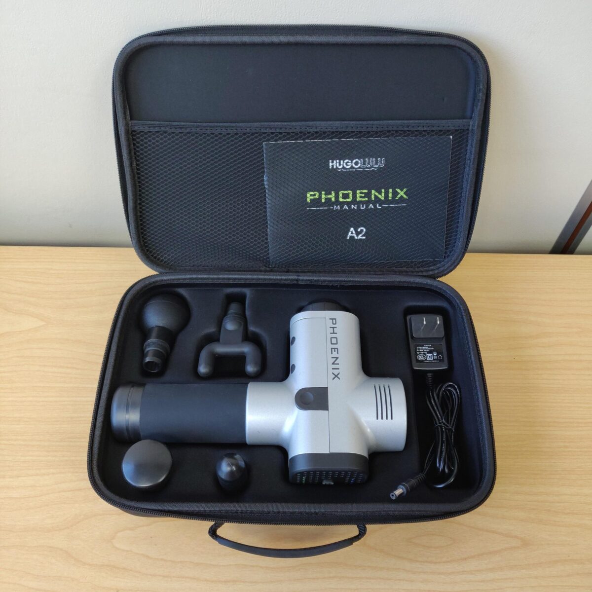 Massage Gun Phoenix Silver + Case - Image 3