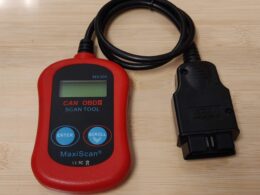 OBD2 scanner MS300
