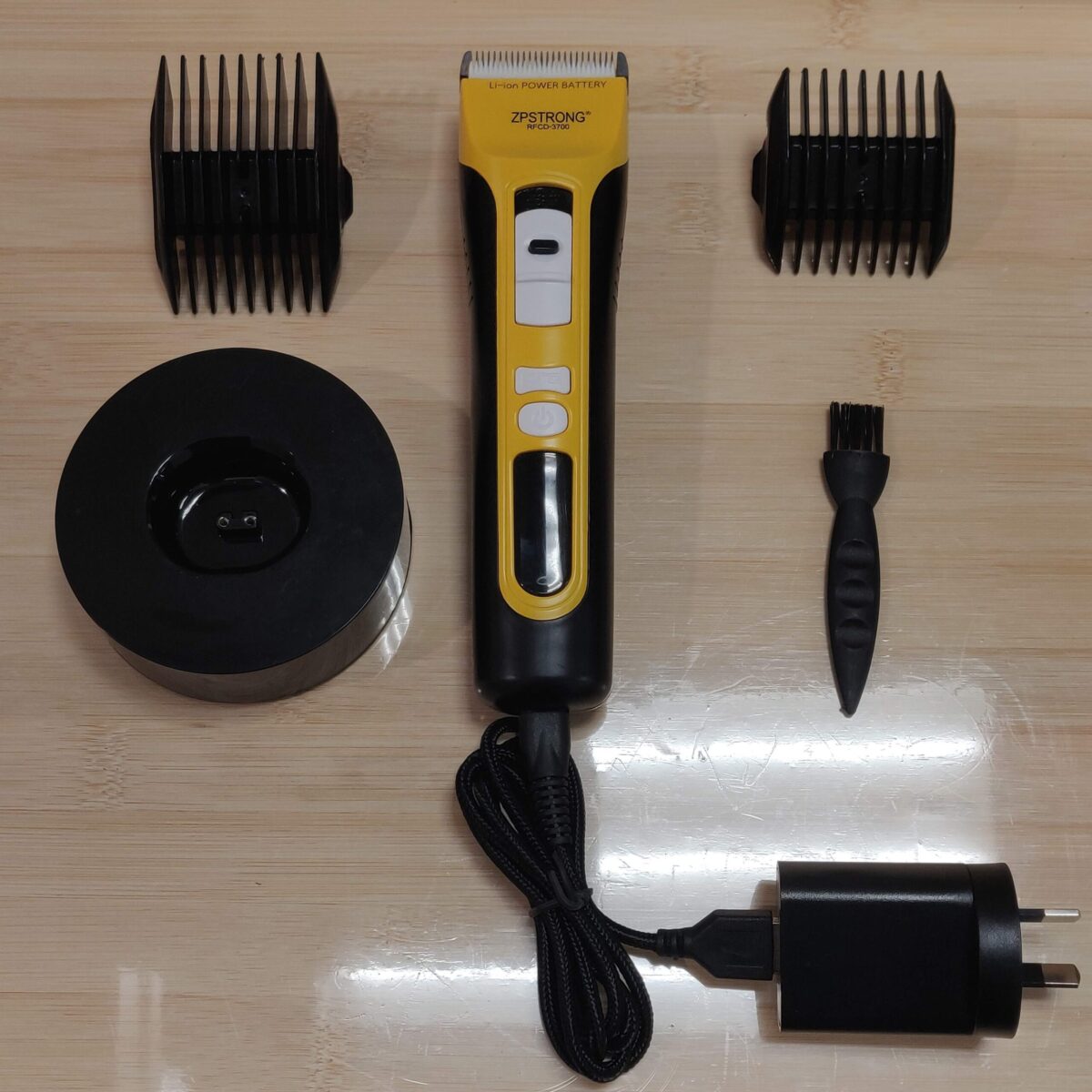 Cordless hair clippers with stand - Image 8