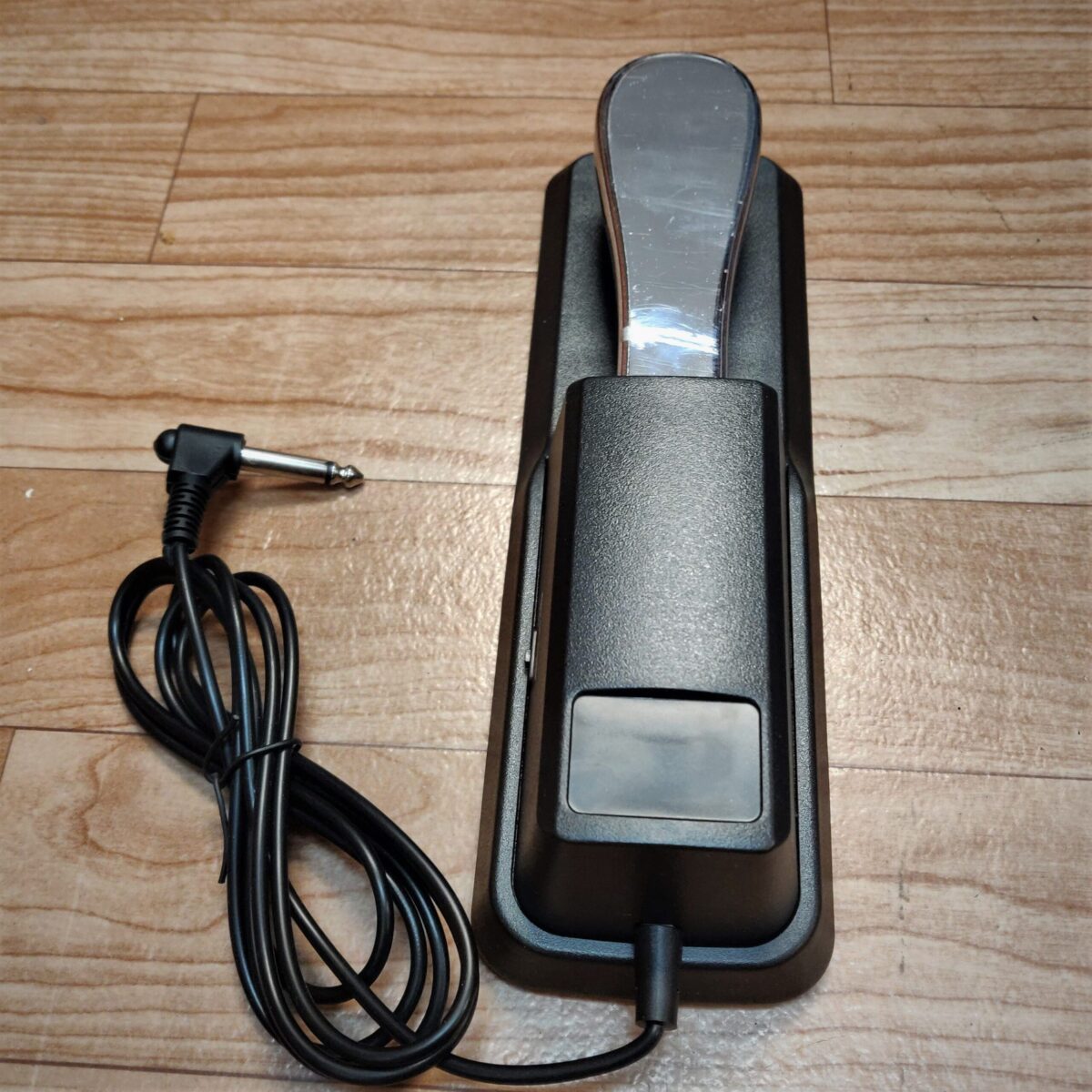 Piano Sustain Pedal for keyboards - Image 2