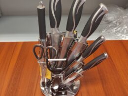 Kitchen knife set