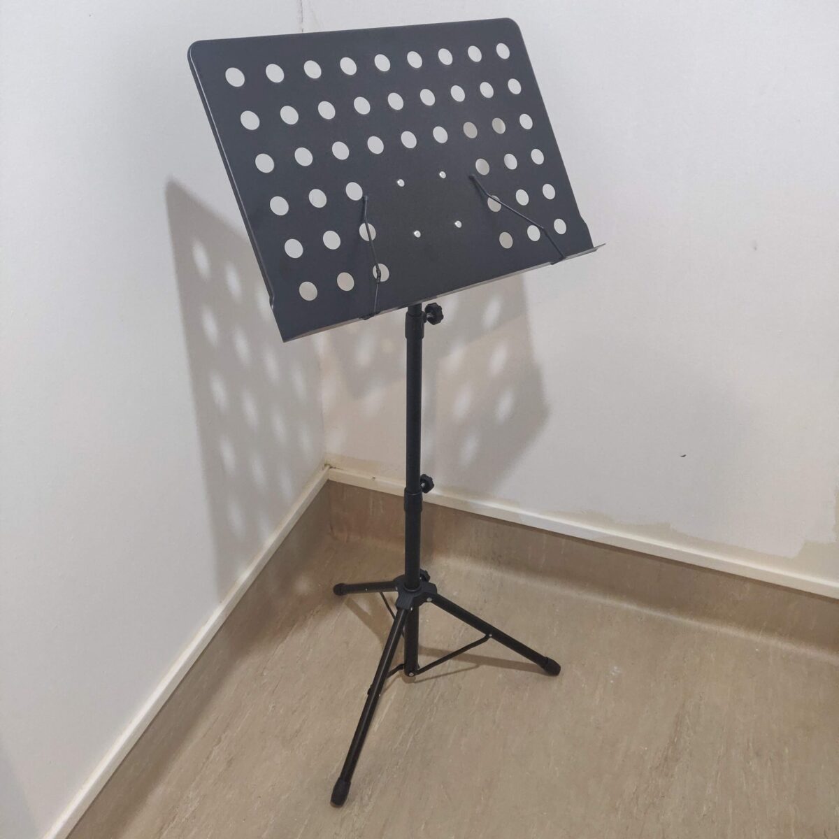 Sheet music stand tripod - Image 8