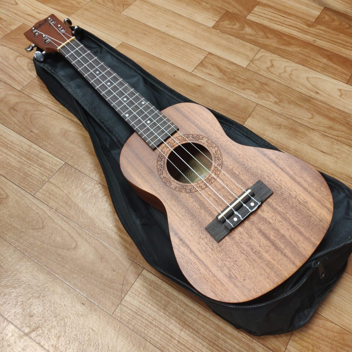 Ukulele (21 inch) full size - Image 10