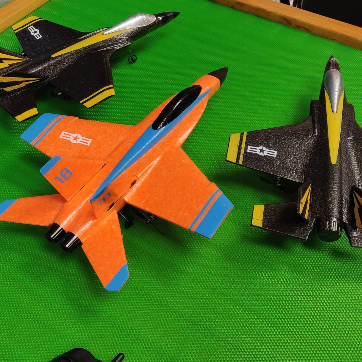 Remote control jet - Image 2