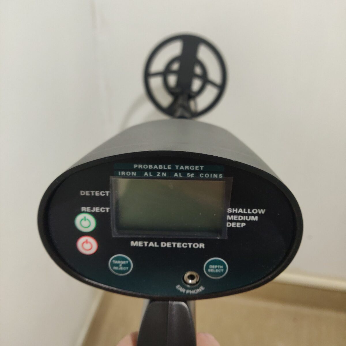 Metal Detector - Image 8