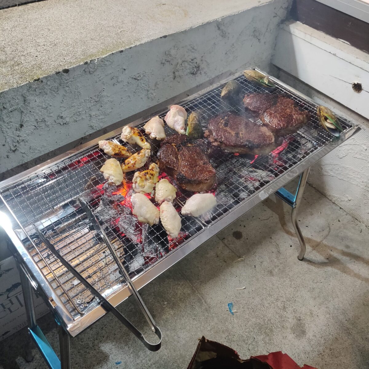 BBQ Charcoal Grill - Image 6
