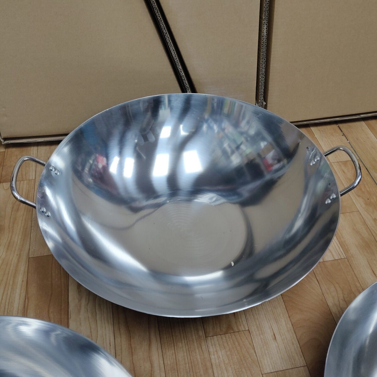Stainless steel wok 50cm, 15L - Image 4
