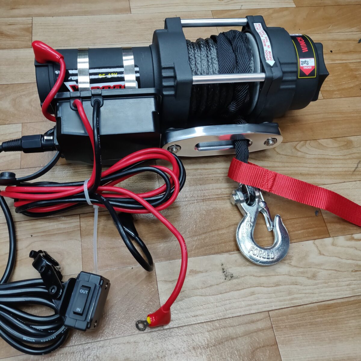 Electric winch 2tonnes 4500pounds - Image 2