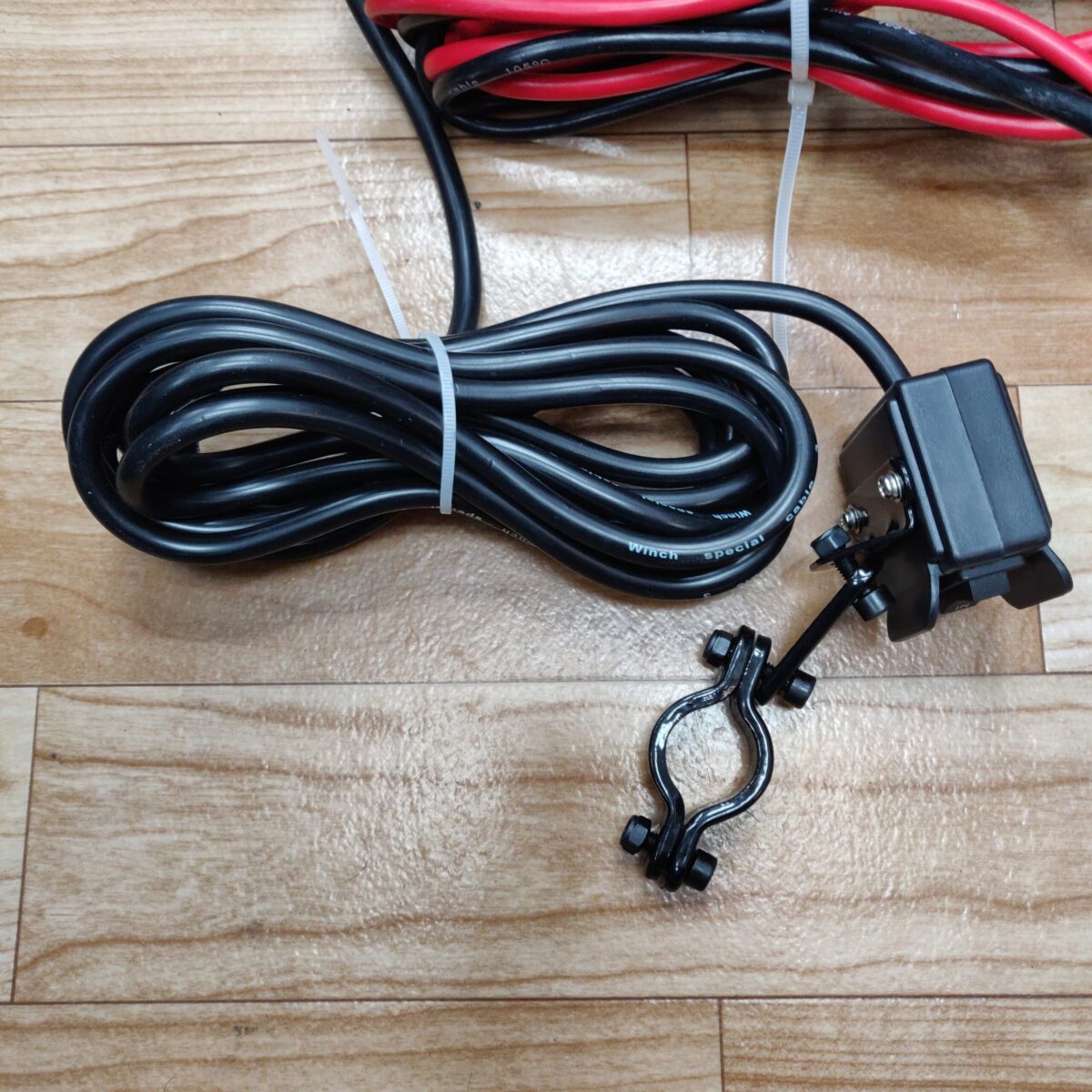 Electric winch 1.3tonnes 3000pounds - Image 3