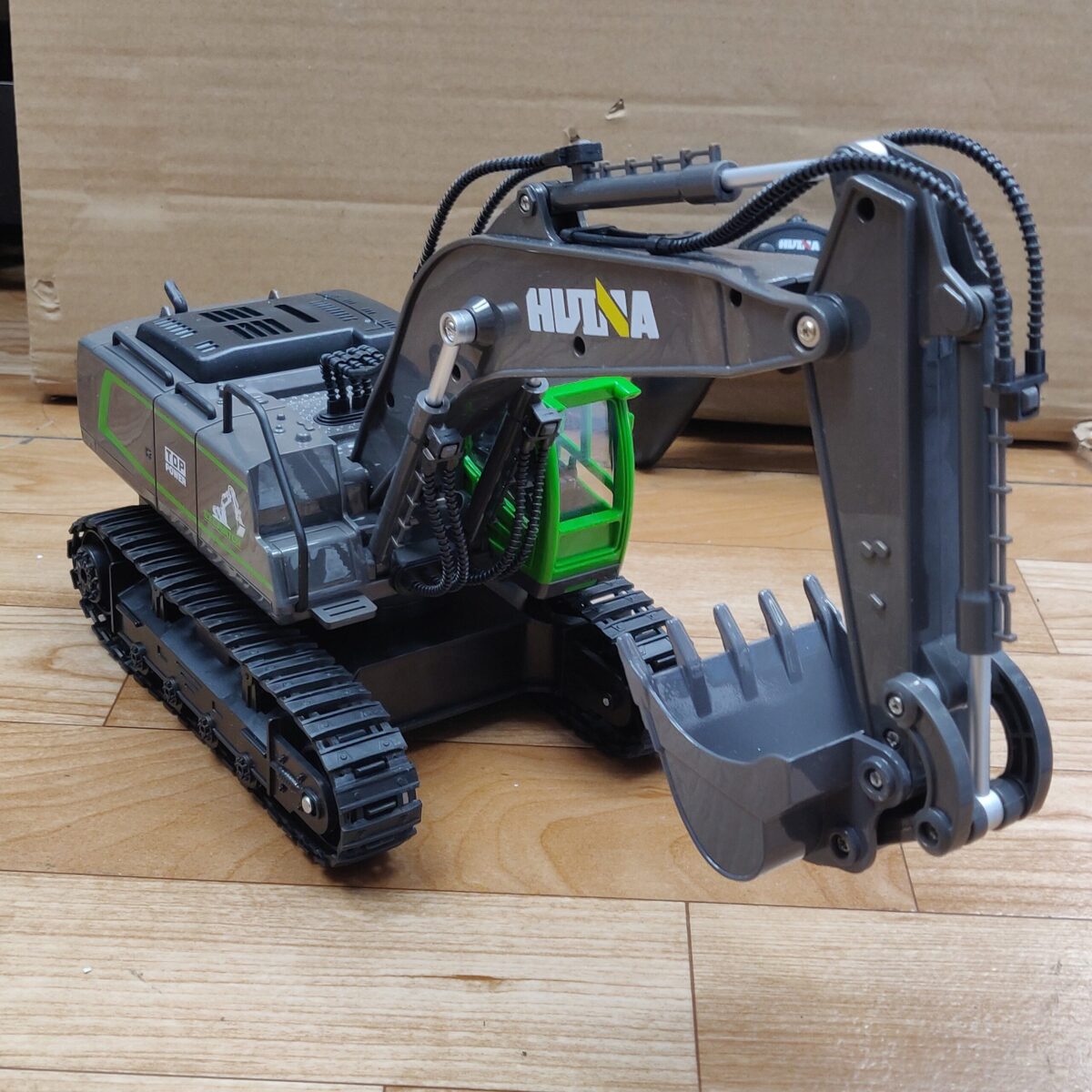 Remote control Digger - Image 3