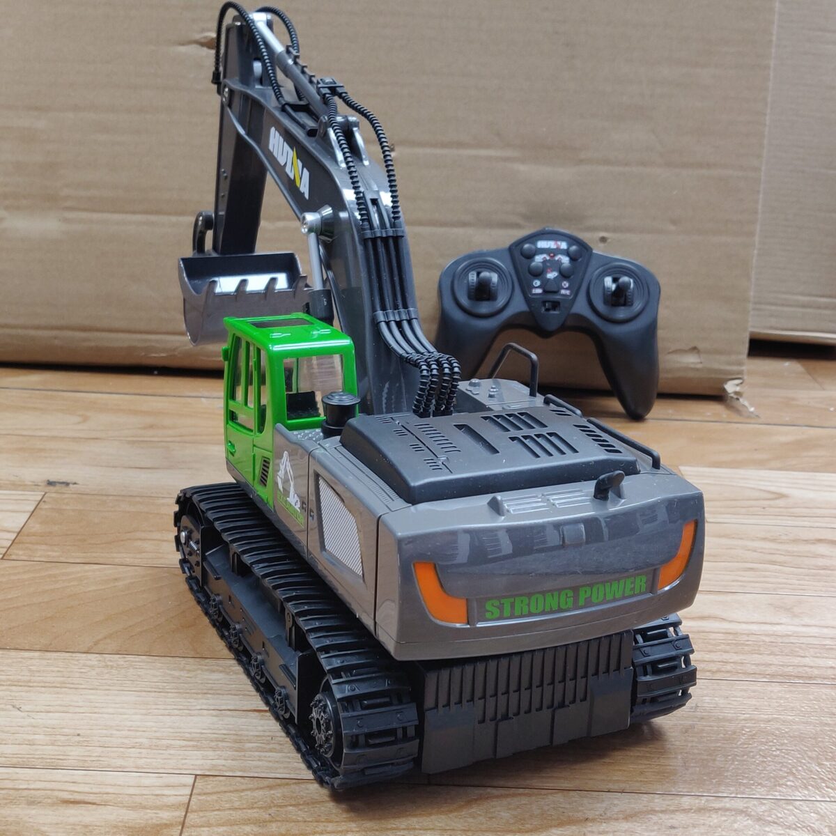 Remote control Digger - Image 12