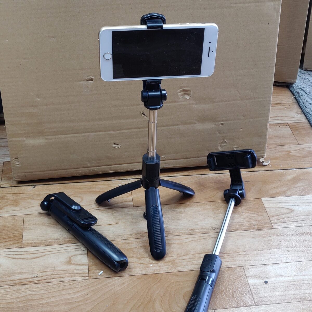 Selfie stick tripod