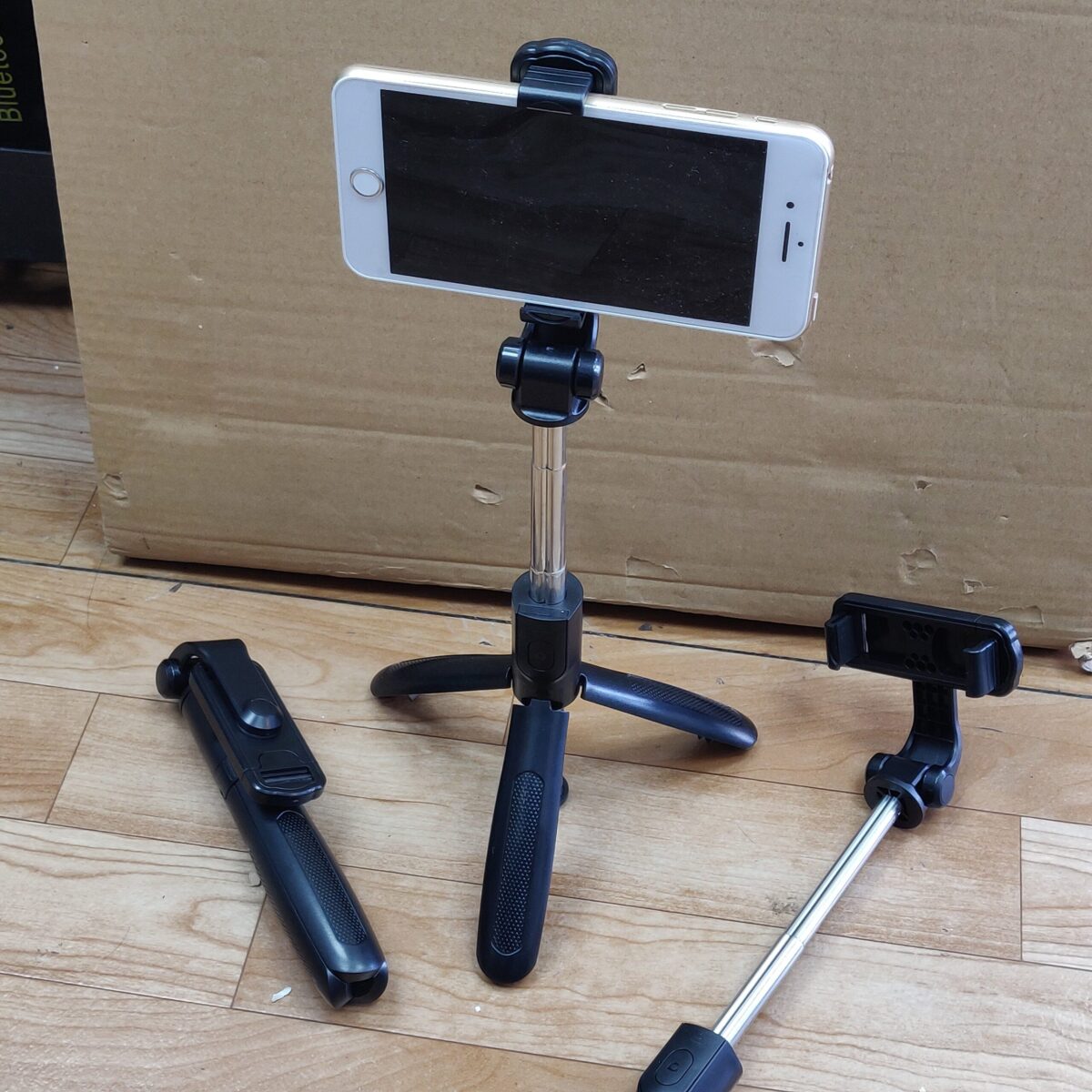 Selfie stick tripod - Image 8