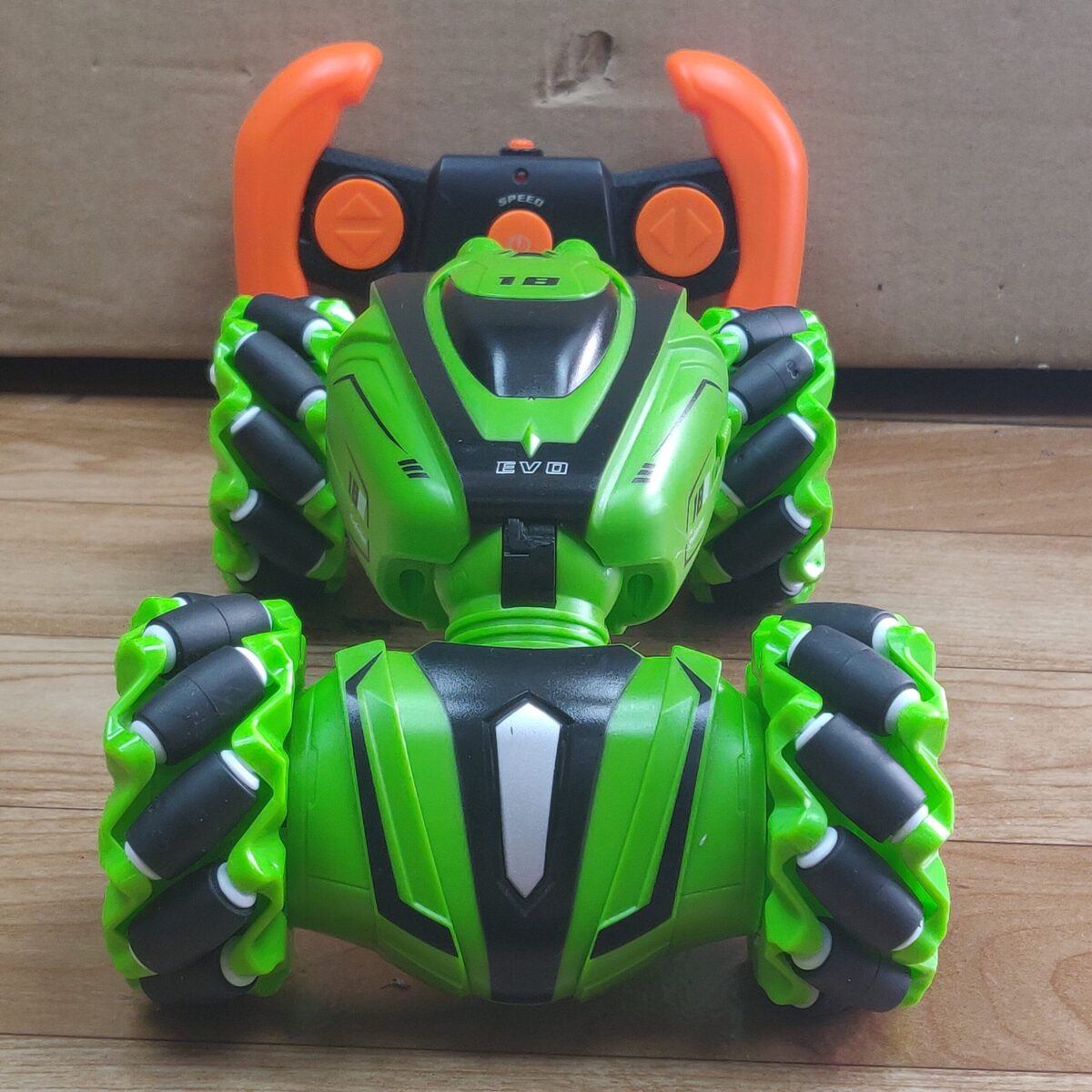 RC Car twistable Monster Truck