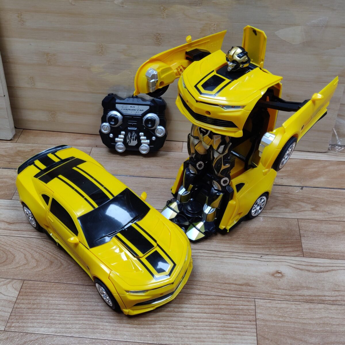 Bumblebee transformers remote control car - Image 10