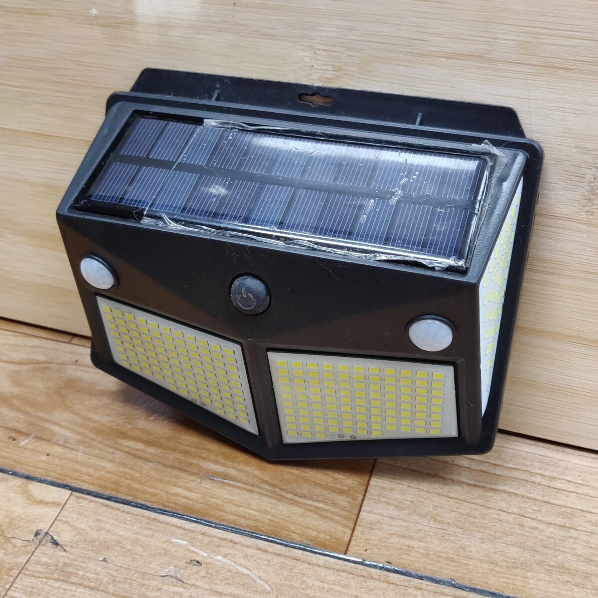 280 LEDs Solar Light with motion sensor - Image 5