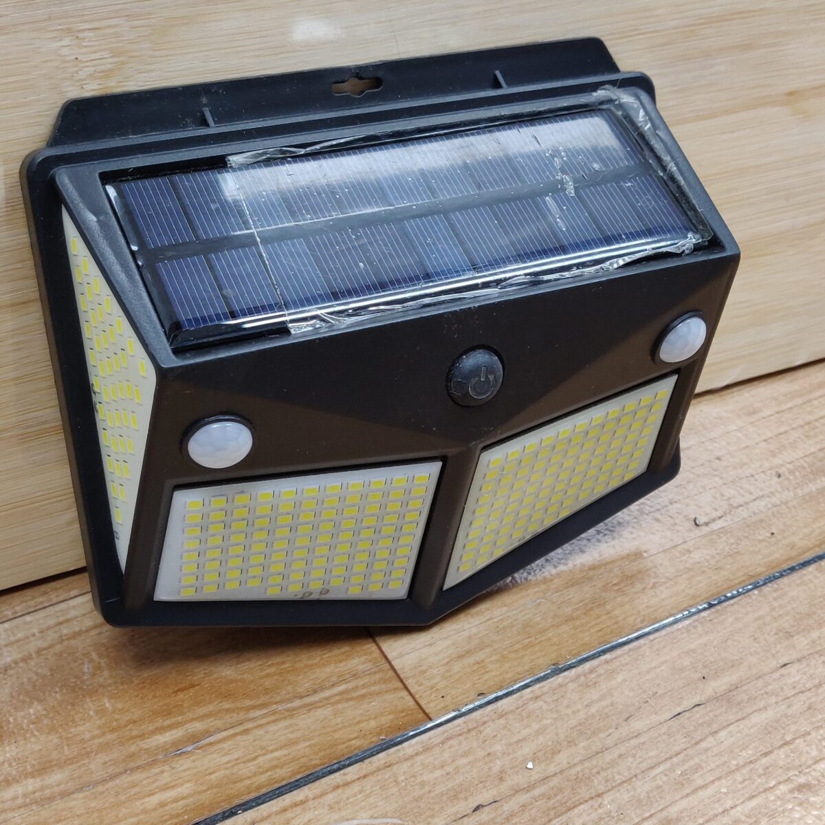 280 LEDs Solar Light with motion sensor - Image 7