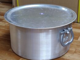 Aluminium pot #28, 36cm diameter, 18L
