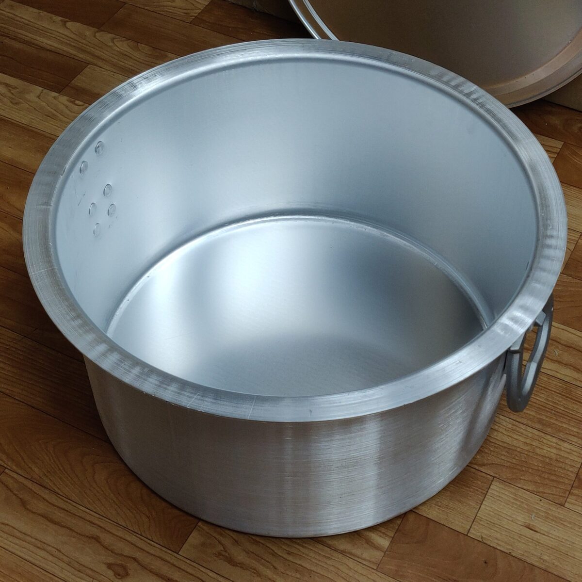 Aluminium pot #44, 55cm diameter, 71L - Image 3