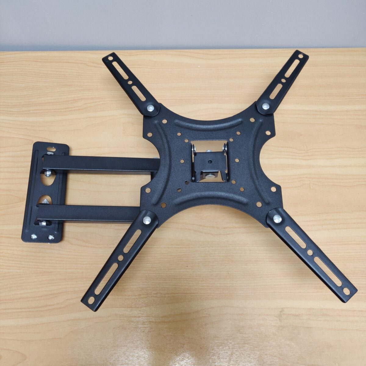 TV mount (32 inch to 55 inch) - Image 6