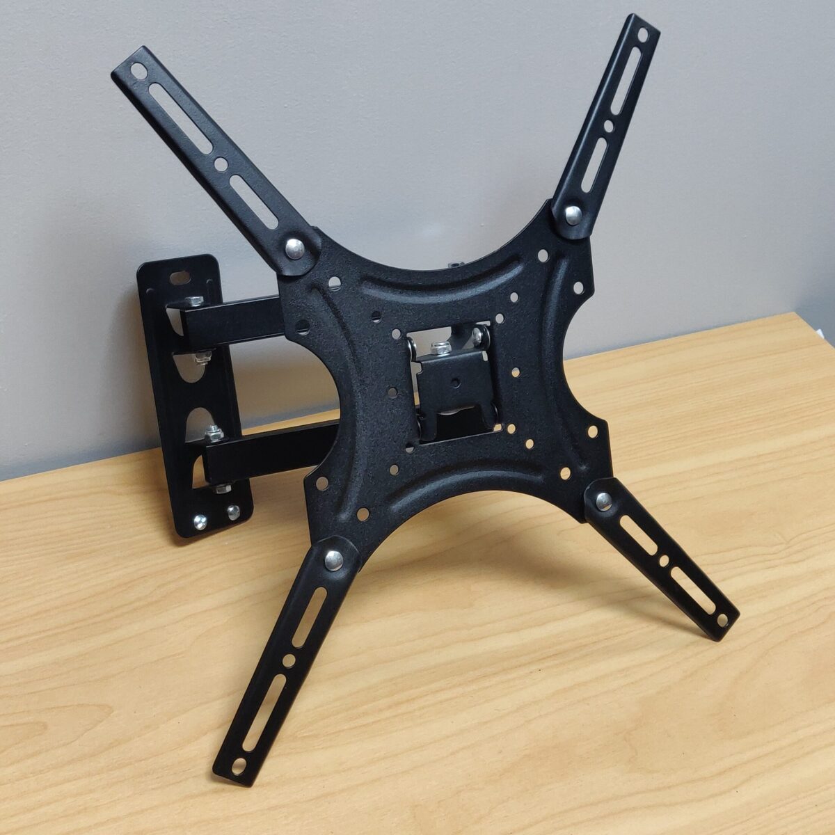 TV mount (32 inch to 55 inch) - Image 8