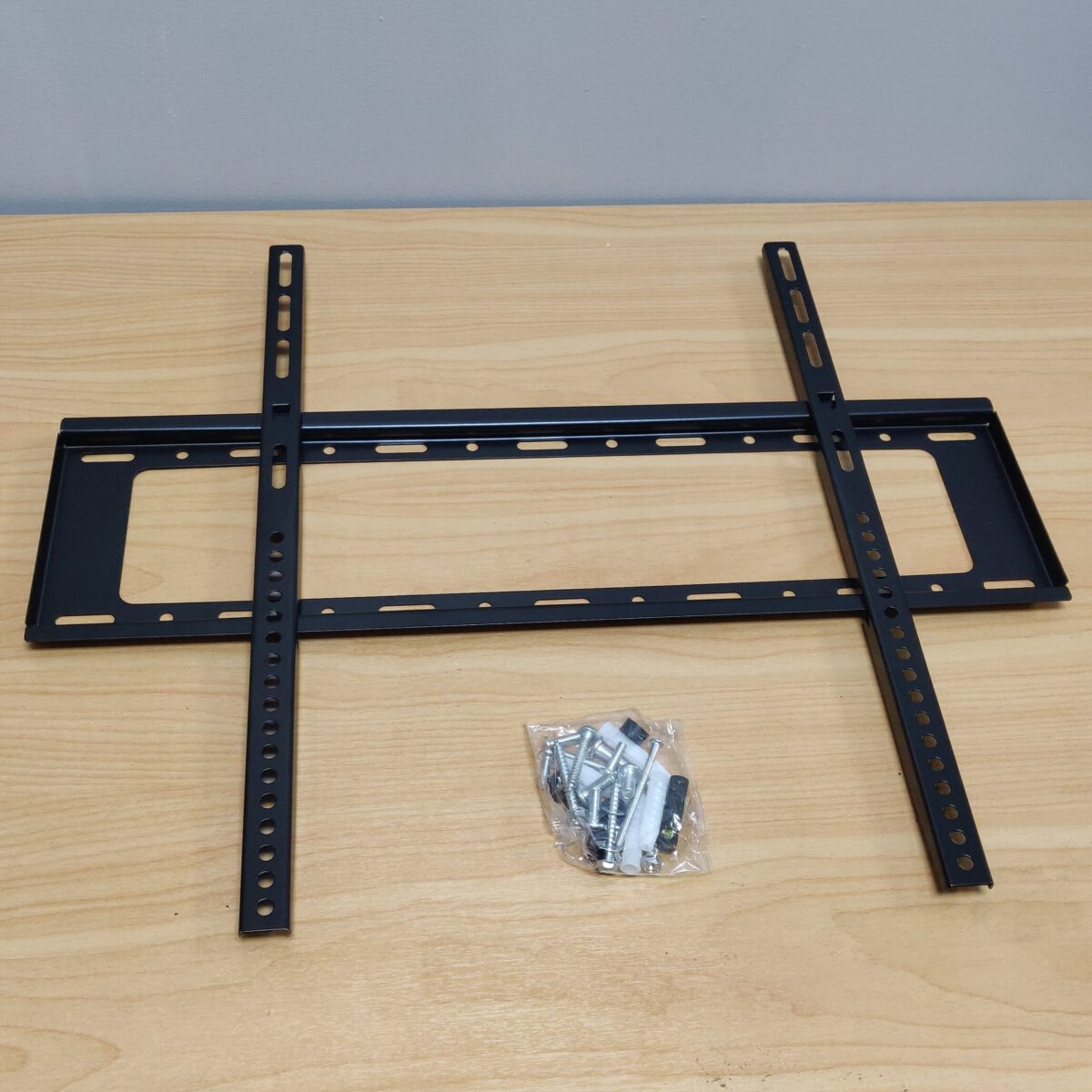 TV mount (40 inch to 80 inch)