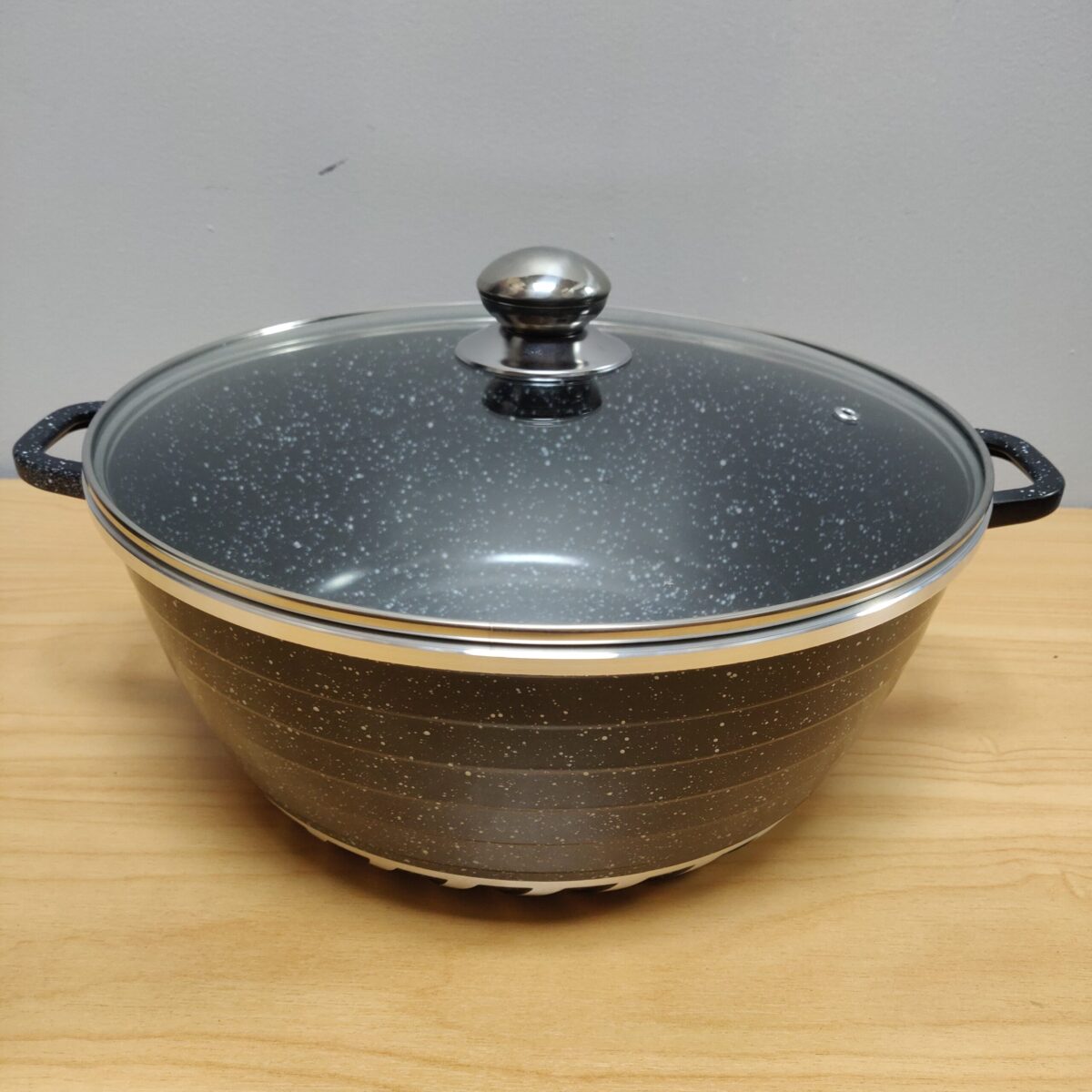 Non-stick aluminium pot 20cm diameter, 2.5L - Image 4