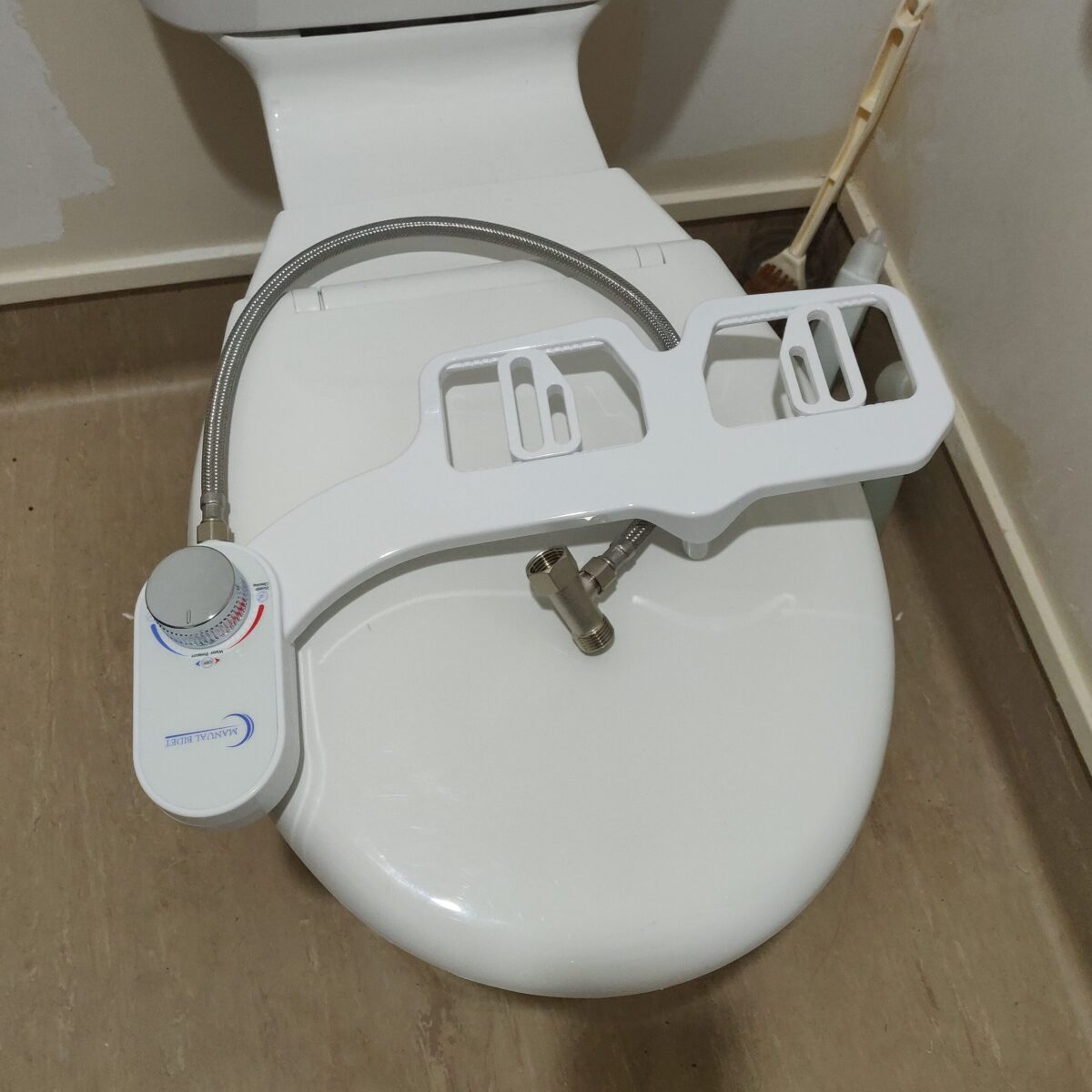 Bidet toilet seat - Image 5
