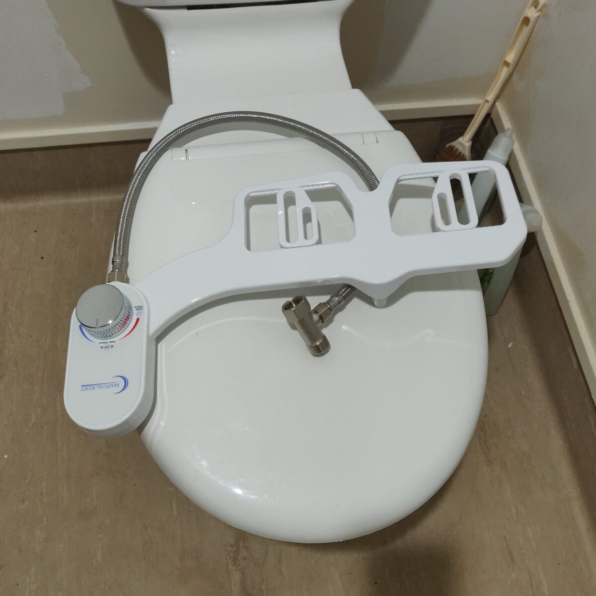 Bidet toilet seat - Image 6